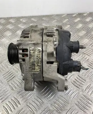KIA Sorento Generator/alternator R112208A