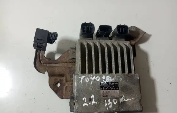 Toyota Corolla Verso AR10 Fuel injection control unit/module 8987120070 1310001371