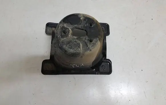 Honda CR-V Spare wheel mounting bracket