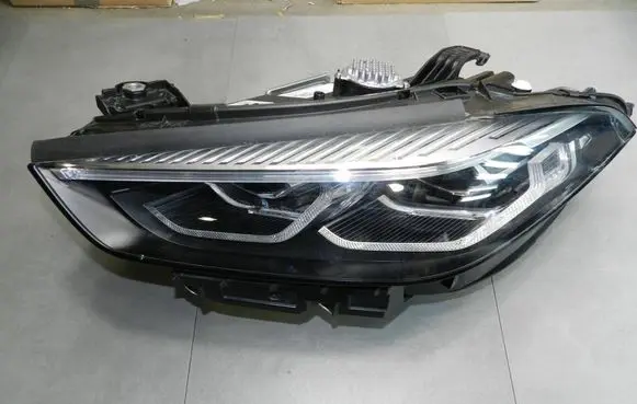 BMW 8 G15 Headlight/headlamp 8739583 LE16A6388 030110923306