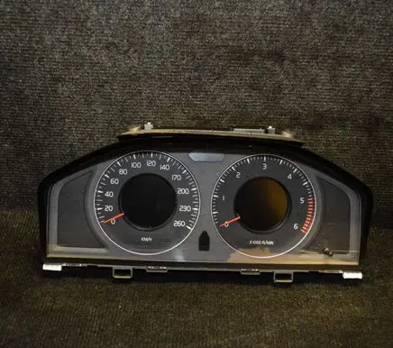 Volvo S80 Speedometer (instrument cluster)