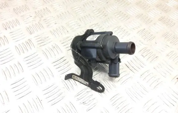 Audi Q3 8U Electric auxiliary coolant/water pump 5Q0121591