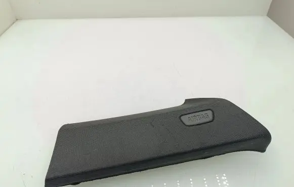 (D)pillar trim (top)