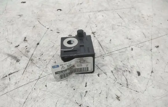 Honda FR-V Airbag deployment crash/impact sensor 77970SFEB110M2