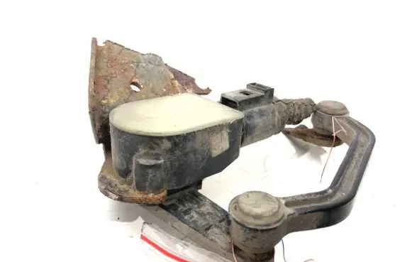Headlight/headlamp level sensor