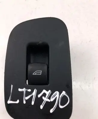 Volvo XC60 Electric window control switch 31433408