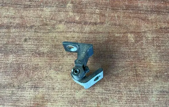 Audi A3 S3 8V Rear door lower hinge 8X4833406A 8X0831404E