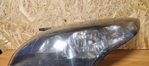 Renault Megane III Headlight/headlamp 260102973R