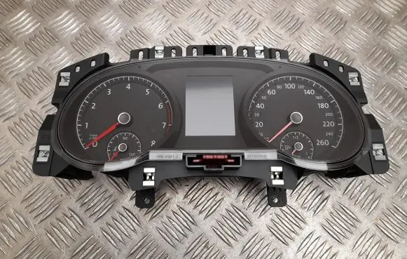 Volkswagen Touran III Speedometer (instrument cluster) 5TA920750C