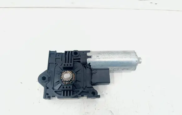 Audi Q7 4M Sunroof motor/actuator 4M0959591