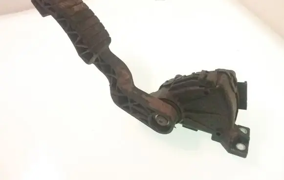 Renault Laguna II Accelerator throttle pedal 8200003392