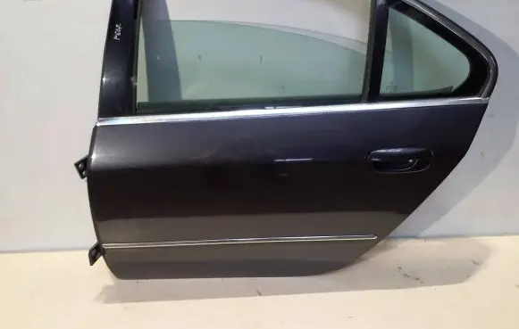 Peugeot 607 Rear door