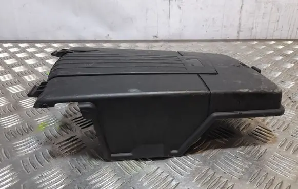 Volkswagen PASSAT B7 USA Battery box tray cover/lid 3C0915443A