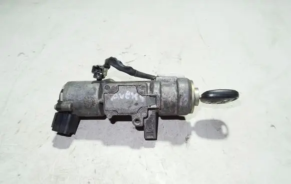Toyota Avensis T250 Ignition lock 450200504