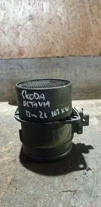 Skoda Octavia Mk2 (1Z) Mass air flow meter 03L906461A
