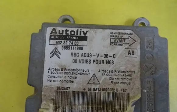 Citroen Xsara Picasso Airbag control unit/module 602327400 9659111980
