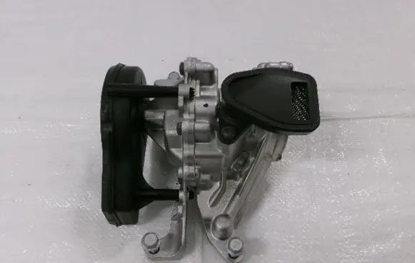 Opel Astra K Oil pump 55509127