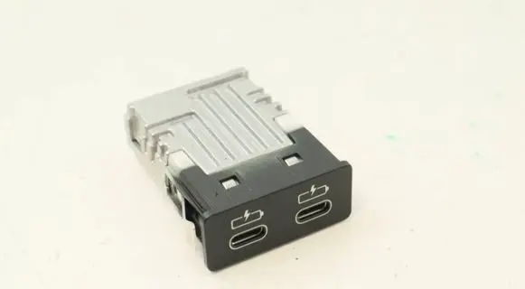 BMW X7 G07 USB socket connector 8711938 84108711938 19163010
