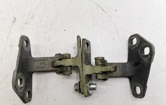 BMW X5 E53 Tailgate hinge ES780505 ES790505