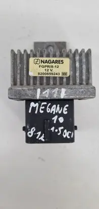 Renault Megane III Glow plug pre-heat relay 8200859243