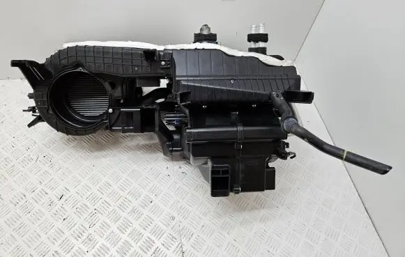KIA Sportage Interior heater climate box assembly 972003U071