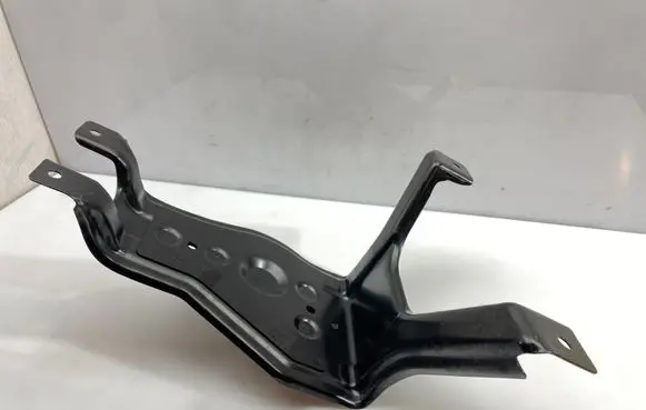 Audi A6 C7 Spare wheel mounting bracket 4G0802771 4G0802715