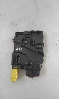 Nissan X-Trail T30 Headlight level height control switch PA66GF30