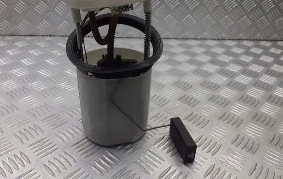 Seat Leon (1P) Mechanical fuel pump 1K0919051BG