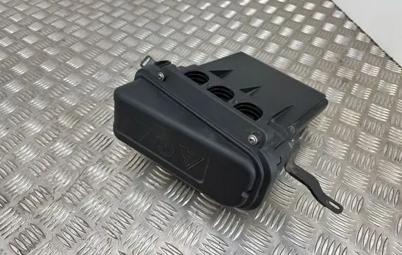 BMW 5 F10 F11 Engine control unit box 