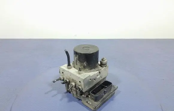 Seat Ibiza IV (6J,6P) ABS Pump 6R0907379H