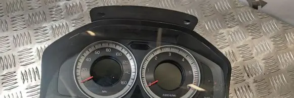 Volvo XC60 Speedometer (instrument cluster) 31343330