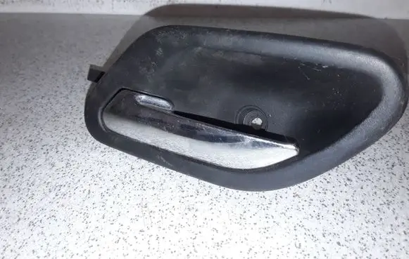 BMW 5 E39 Front door interior handle 8226049