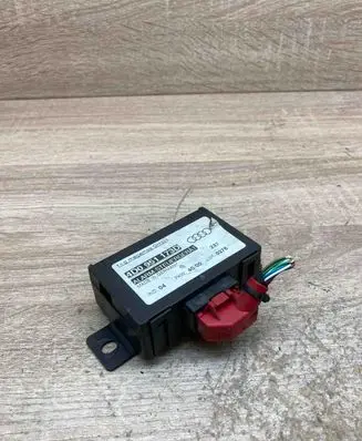 Audi A6 S6 C5 4B Alarm control unit/module 4D0951173D