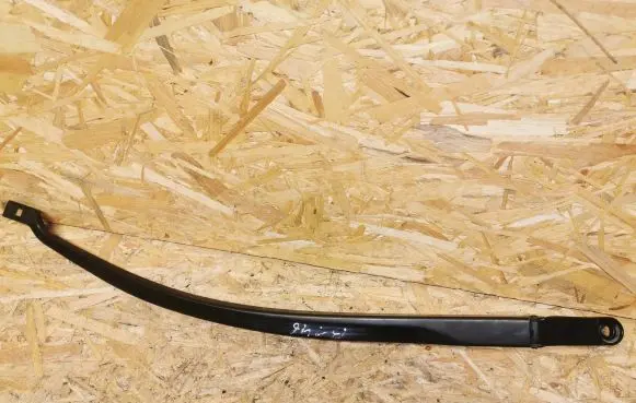 Toyota Avensis T270 Front wiper blade arm 3392125686 79983