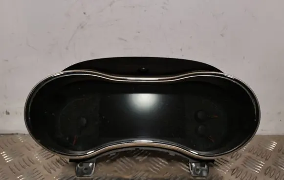 Jeep Grand Cherokee Speedometer (instrument cluster) P68244043AE