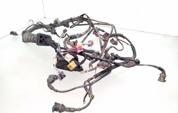 Volkswagen PASSAT B5 Engine installation wiring loom