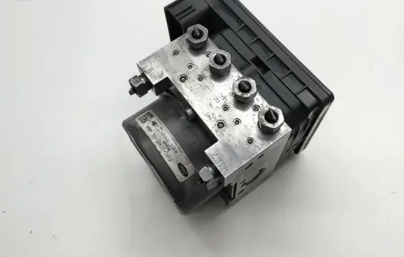 Ford Focus ABS Pump F1FC2C405AG F1FC-2C219-BE