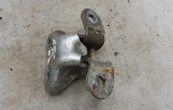 Toyota Corolla Verso AR10 Front door upper hinge NOCODE