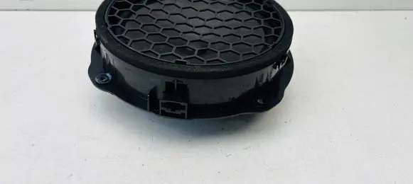Audi A3 S3 8V Front door speaker 8V0035415
