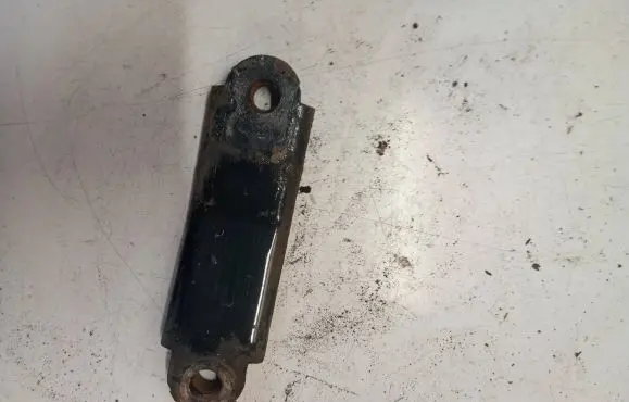 Volvo XC60 Engine mount bracket 6G926P082AE 30671219