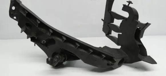 Audi A4 S4 B8 8K Headlight/headlamp mounting bracket 8K0805608