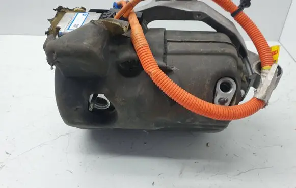 Tesla Model S Air conditioning (A/C) compressor (pump) 106336900D 106336900 1063369
