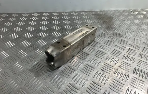 Audi A6 S6 C6 4F Front bumper shock/impact absorber 4F0807134