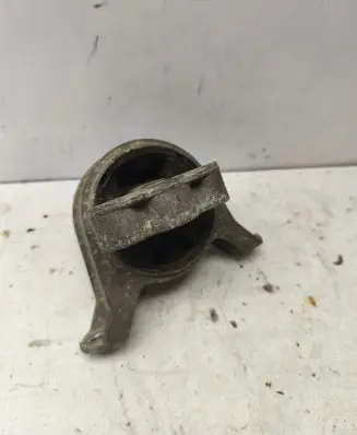 Opel Astra G Engine mount vacuum valve 90575772