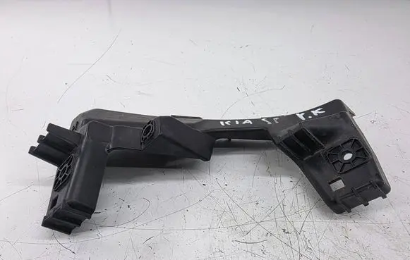 Front bumper mounting bracket