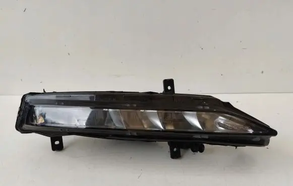 Skoda Superb B8 (3V) Front fog light 3V0941700B