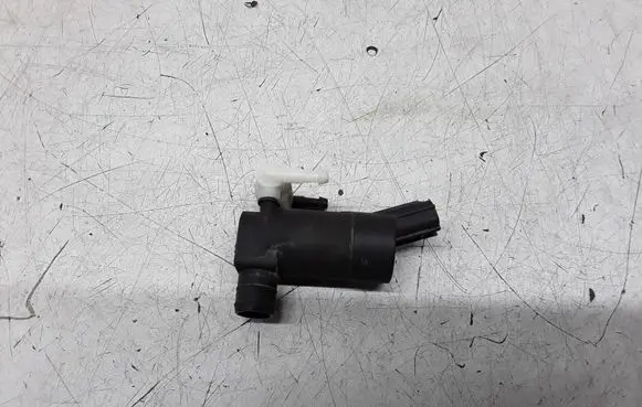 Volvo V50 Windscreen/windshield washer pump