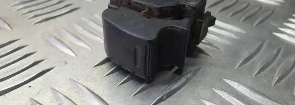 Toyota Avensis T220 Electric window control switch