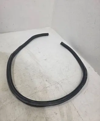 Bentley Continental Rubber seal rear door 3SD831721A