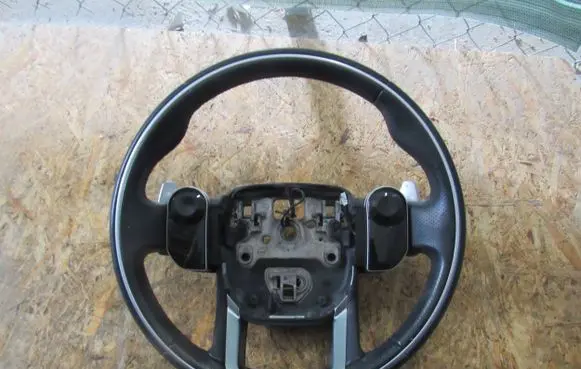 Land Rover Range Rover Velar Steering wheel